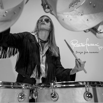 Cover di Senza Far Rumore by Roberta Faccani