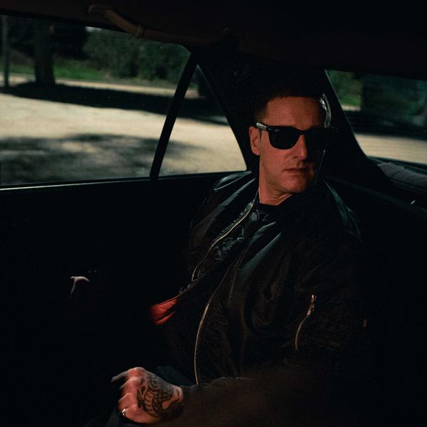 Cover di E' Tutto Fragile by Luca Dirisio